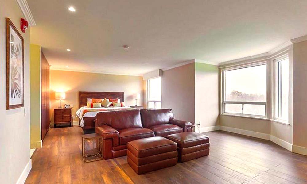 Comfort Spa Suite ADA Img2a