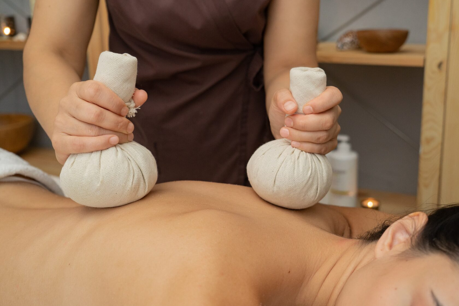 Kizhi - A Beneficial Ayurveda Therapy
