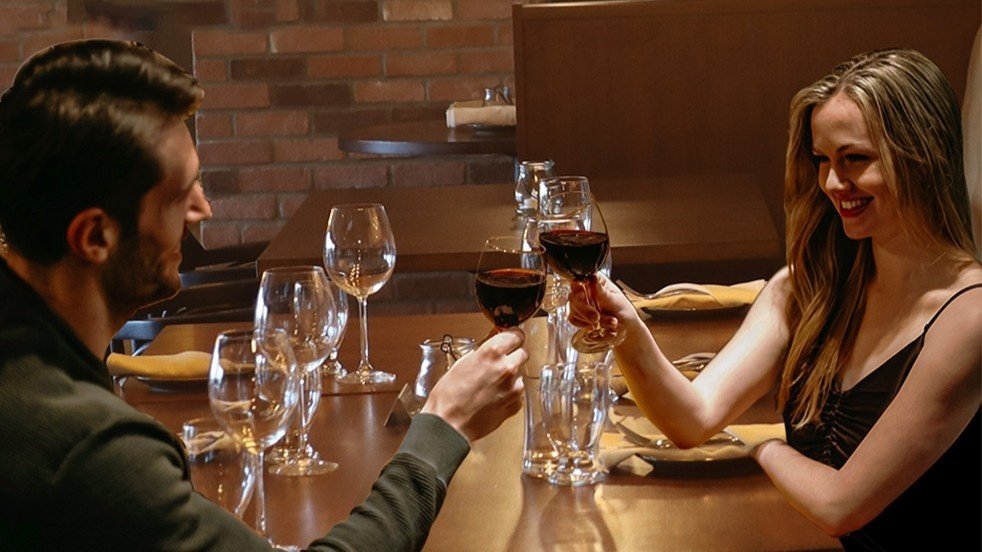 AreYouLookingForCasualFineDiningRestaurantsinCanadaLetUsGuideYou